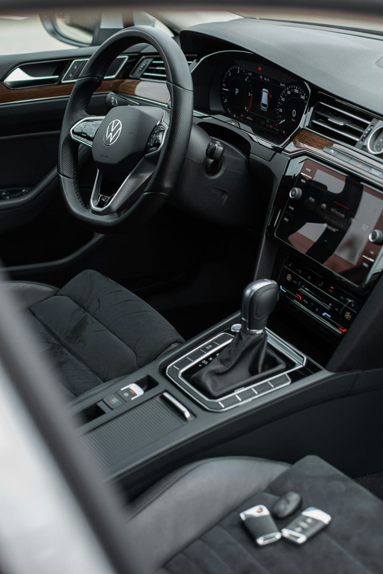 clean cockpit and center console